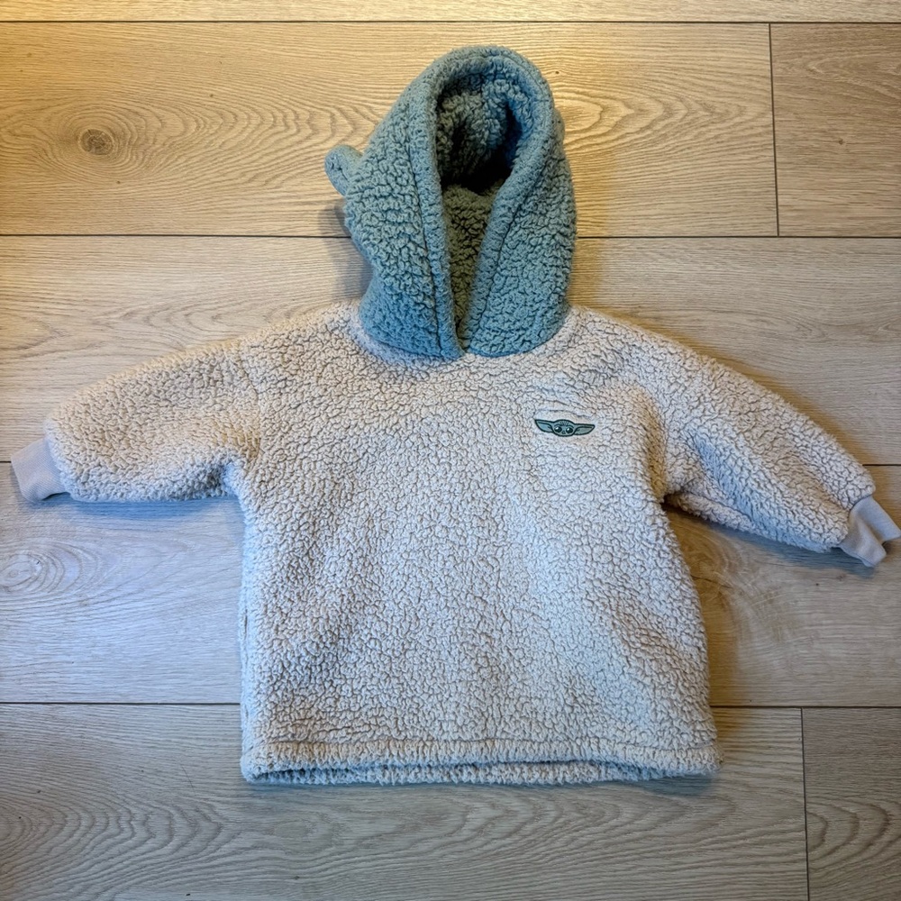 Gap x Star Wars Cream and  Teal Fleece Baby Yoda Grogu Hoodie with Ears Sz 2